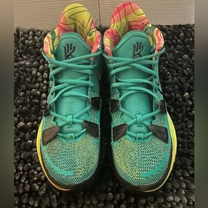 Nike Kyrie 7 KY-D Weatherman Athletic Sneakers/Shoes Size 9